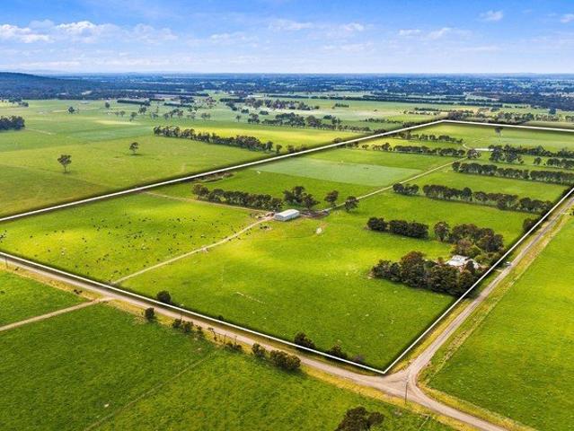 Property for sale in Glengarry West, City of Latrobe