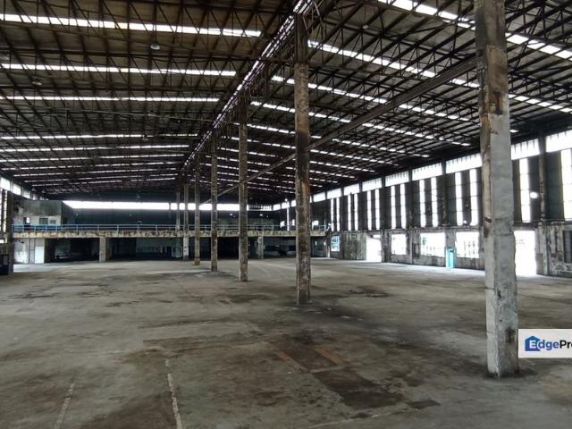 Warehouse for sale in Malaka