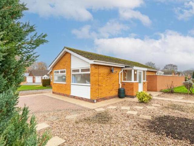 House for sale in Woodloes Park, Green Close