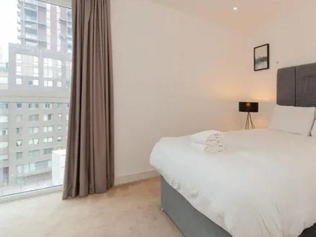 Apartment for rent in Nine Elms, Greater London