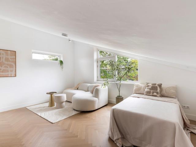 Studio te huur in Sloten, Amsterdam