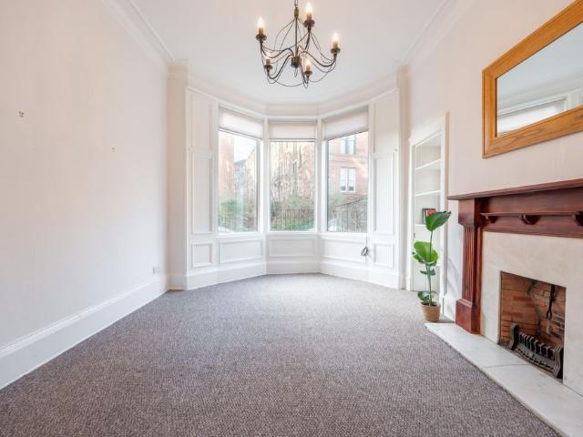 Apartment for rent in Shawmoss, Glasgow