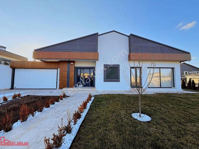 Sivas Merkez içerisinde satılık Villa