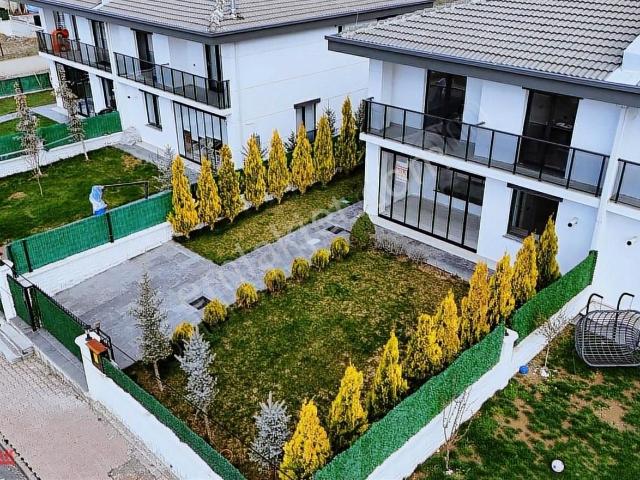 Sivas Merkez içerisinde satılık Villa