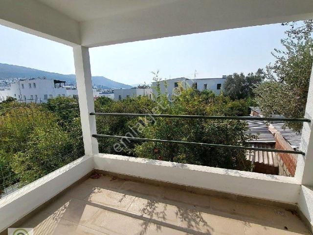 Çarşı Mahallesi, Bodrum içerisinde kiralık mülk
