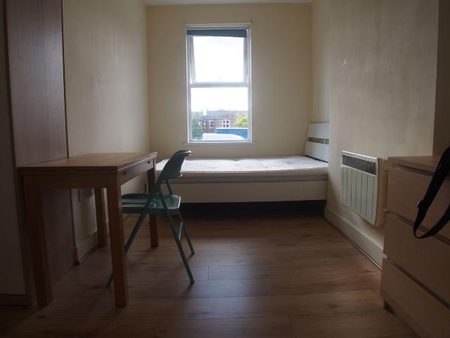 Studio for rent in Palmers Green, Greater London