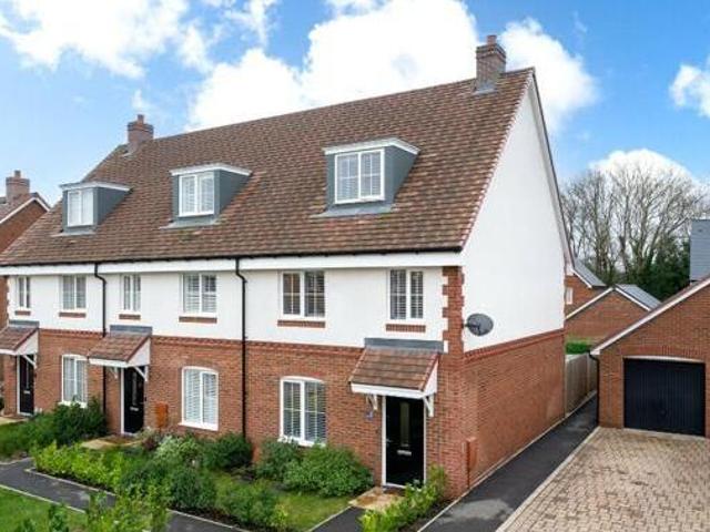 House for sale in Pouchen End, Hertfordshire