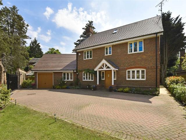 House for rent in Gerrards Cross, Denham