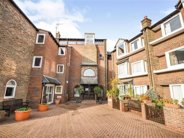Apartment for rent in Chipping Hill, Essex