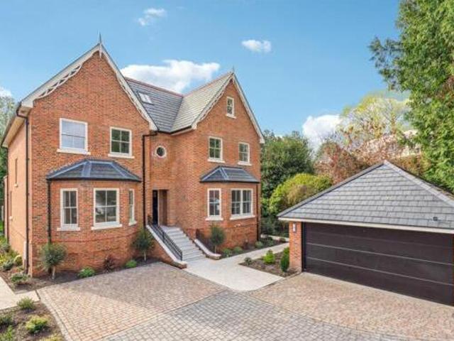 House for sale in Bourne End, Buckinghamshire
