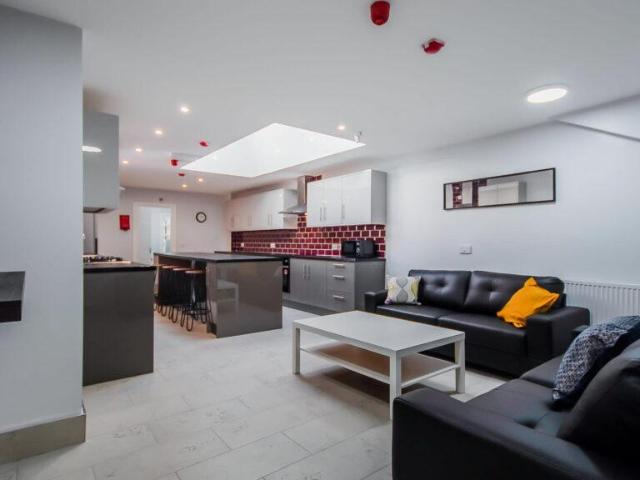 House for rent in Metchley, Birmingham