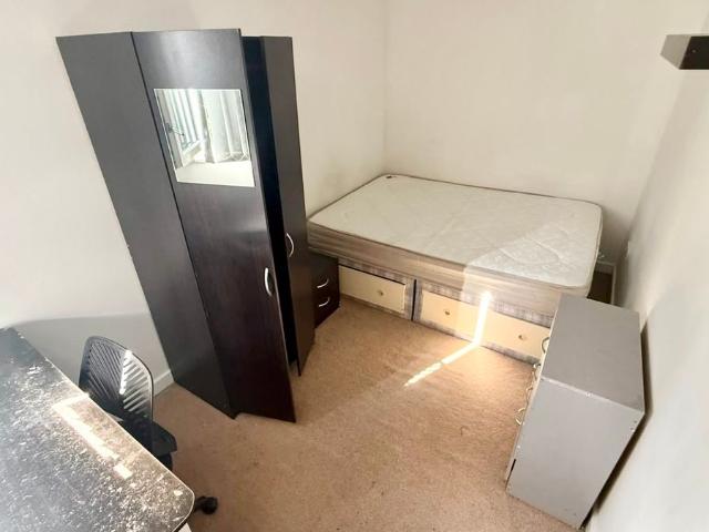Room for rent in Stirchley, West Midlands