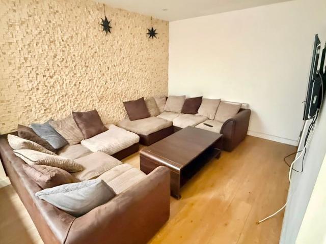 Room for rent in Stirchley, West Midlands