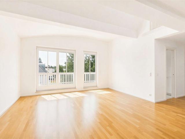 Dachgeschosswohnung kaufen in Trudering-Riem, München