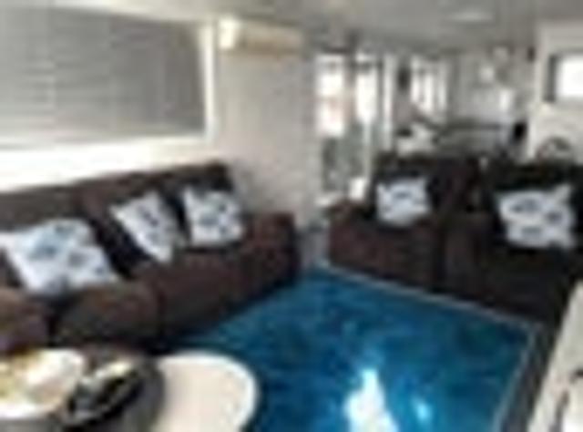Apartment for rent in Chaslands, Canterbury