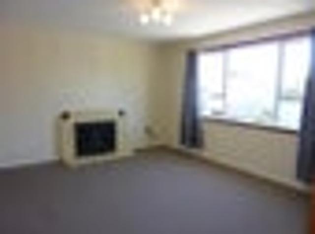 House for rent in Chaslands, Canterbury