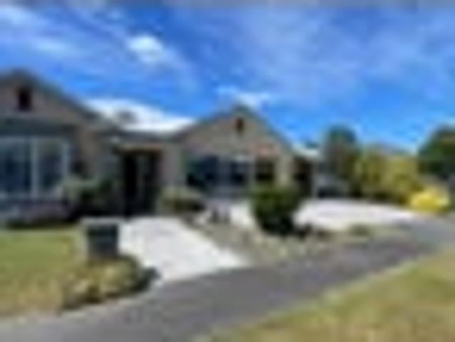 House for rent in Chaslands, Canterbury