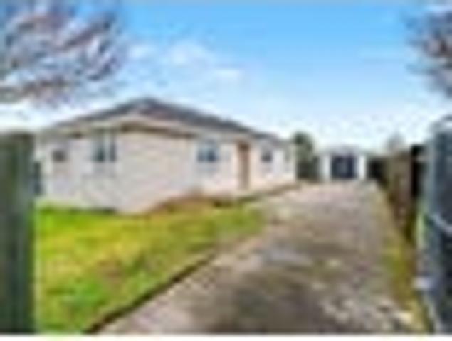 House for rent in Chaslands, Canterbury