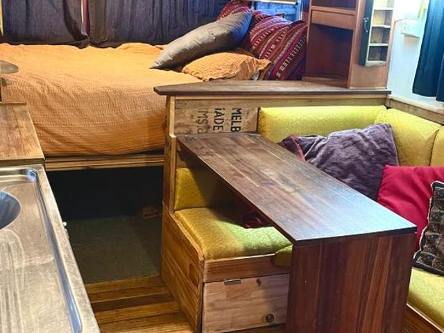 Room for rent in Heidelberg Heights, Melbourne