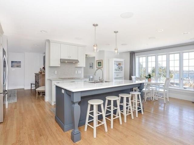 House for sale in Portsmouth, Rhode Island