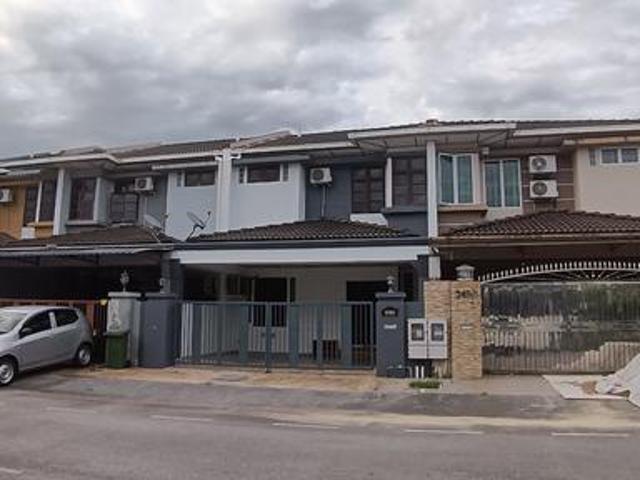 Terraced House for rent in Kuching
