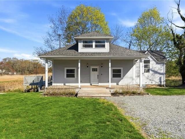 House for sale in Warwick, Rhode Island
