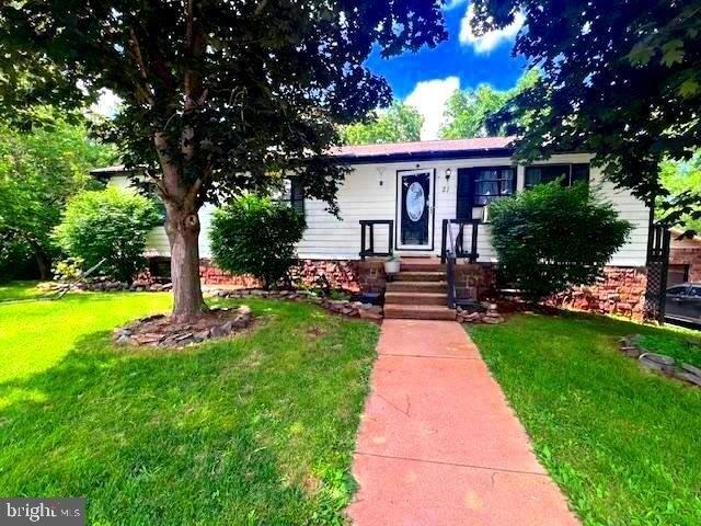 House for sale in Abbottstown