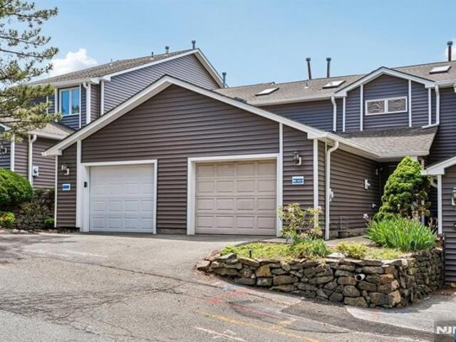 House for sale in Passaic, New Jersey