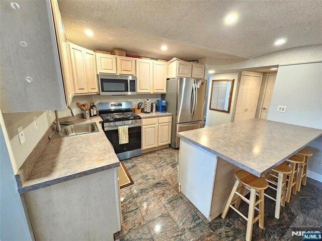 House for sale in Haledon