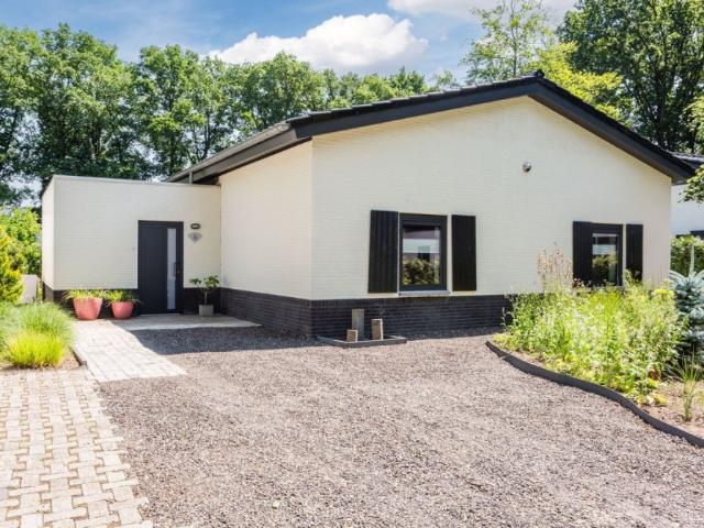 Woning te huur in Waalre, Noord Brabant