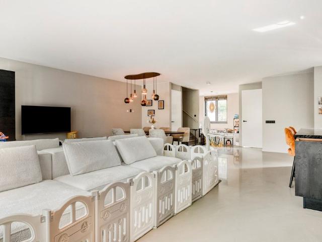 Woning te huur in 's-Gravenland, Rotterdam