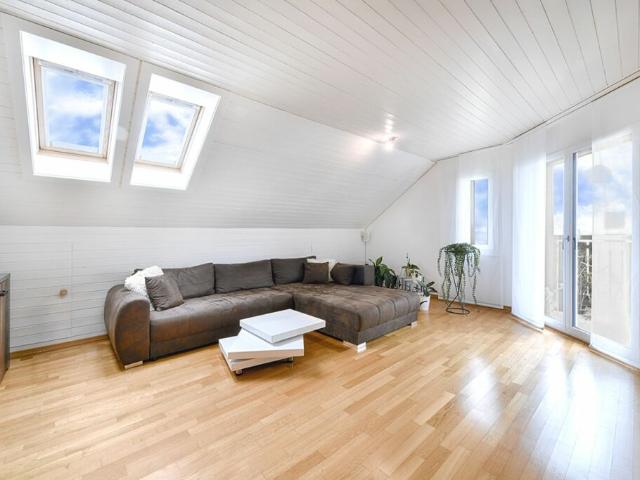 Dachwohnung mieten in Uster, Zürich
