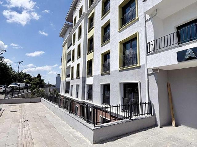 Ümraniye, İstanbul içerisinde satılık mülk