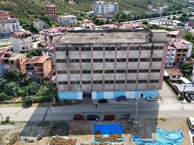 Turnasuyu Mahallesi, Gülyalı içerisinde satılık Fabrika