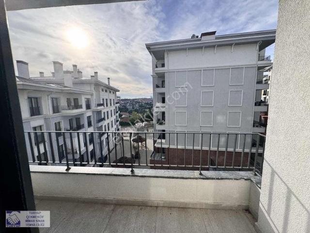 Ümraniye, İstanbul içerisinde kiralık mülk