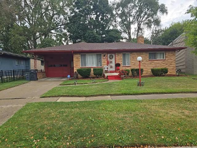 House for sale in Flint, Genesee County