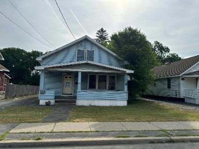House for sale in Schenectady
