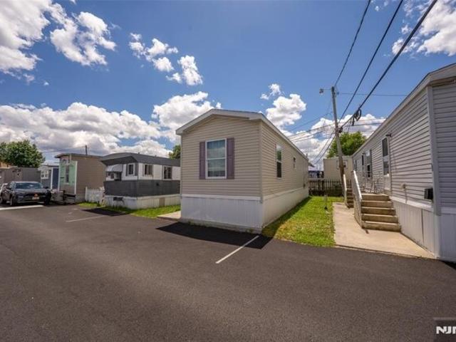 Property for sale in Moonachie, New Jersey