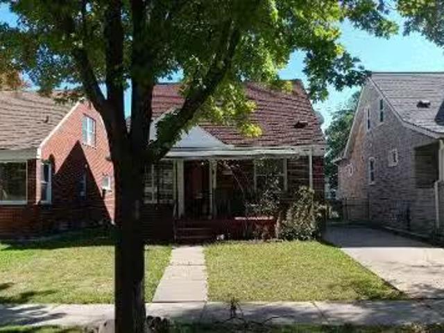 House for sale in Dearborn