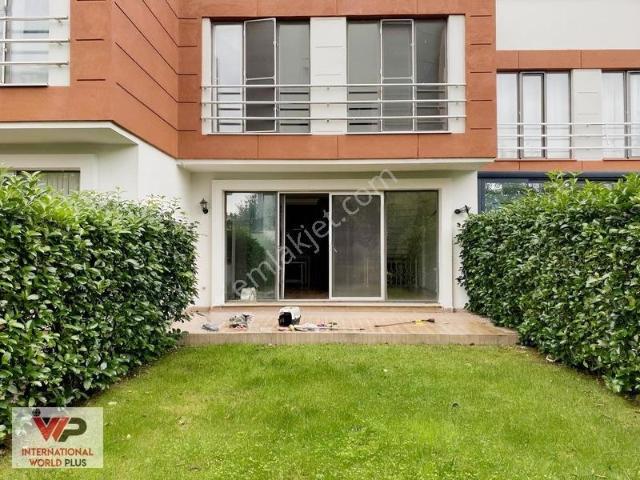 Orhangazi Mahallesi, Sultanbeyli içerisinde kiralık Villa