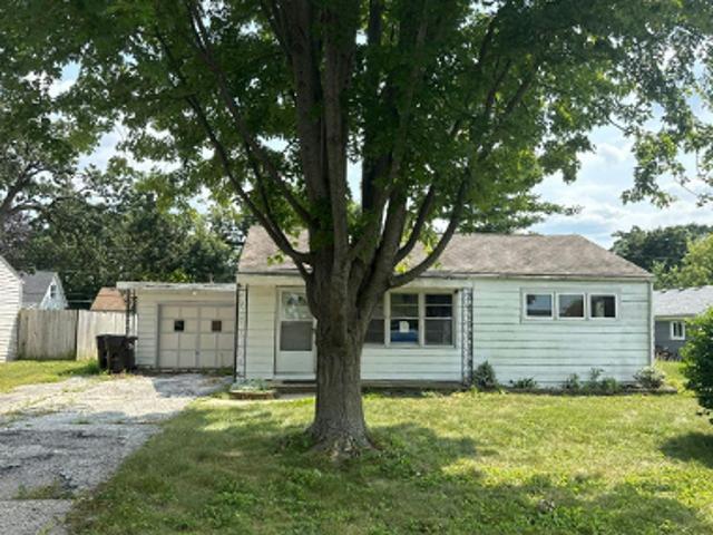 House for sale in Wauconda, Illinois