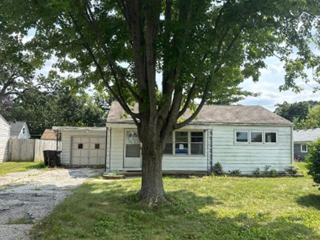 House for sale in Wauconda, Illinois