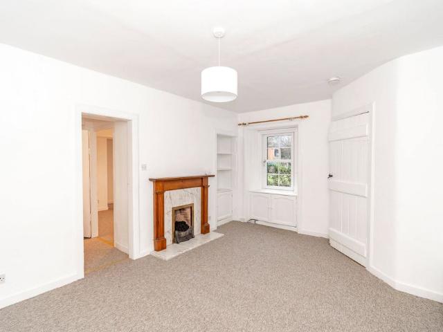 House for rent in Blinkbonny, Currie