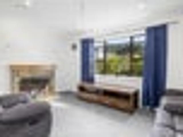 House for rent in Otakou