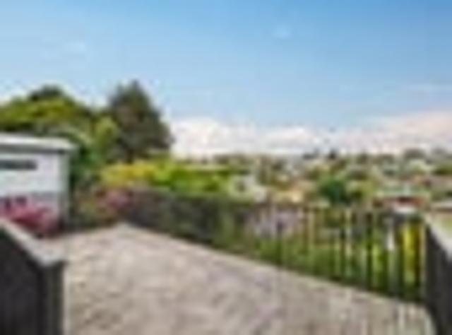 House for rent in Otakou