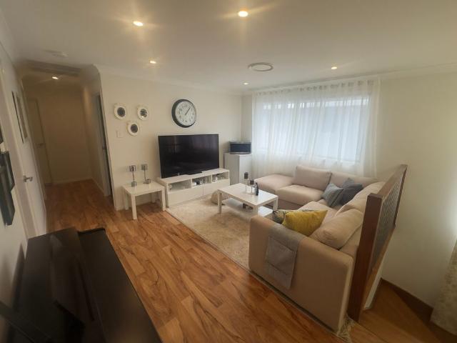 Room for rent in The Surrounds (Under Construction), Gold Coast City
