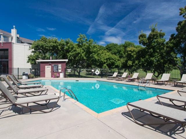 Apartment for rent in Triangle, Saint Louis Park