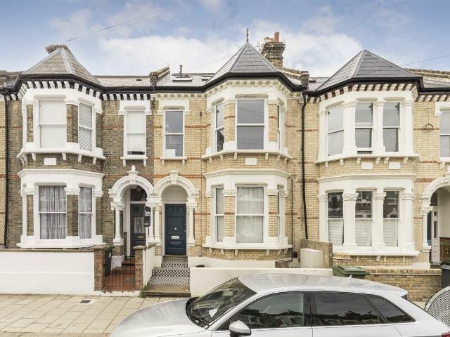 Apartment for rent in Brixton, Greater London