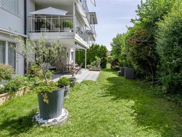 Wohnung kaufen in Egg, Zürich