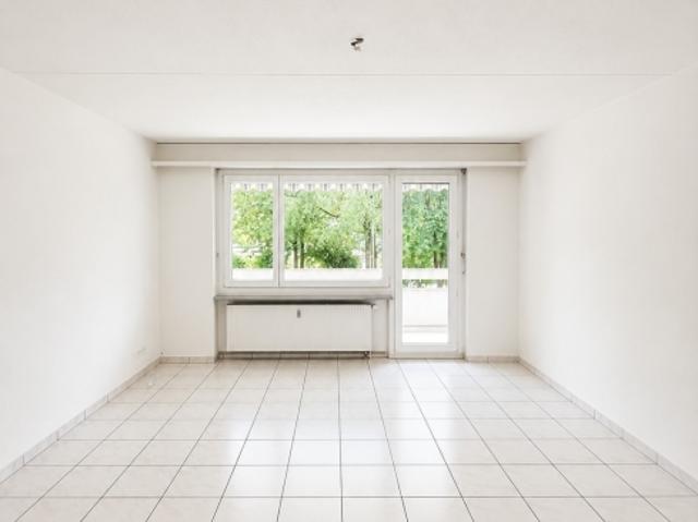 Wohnung mieten in Einigen, Zürich